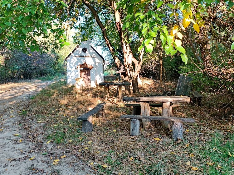 kapolnai pihenohely