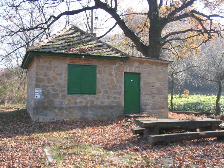 rakosvolgyi vadaszhaz piheno
